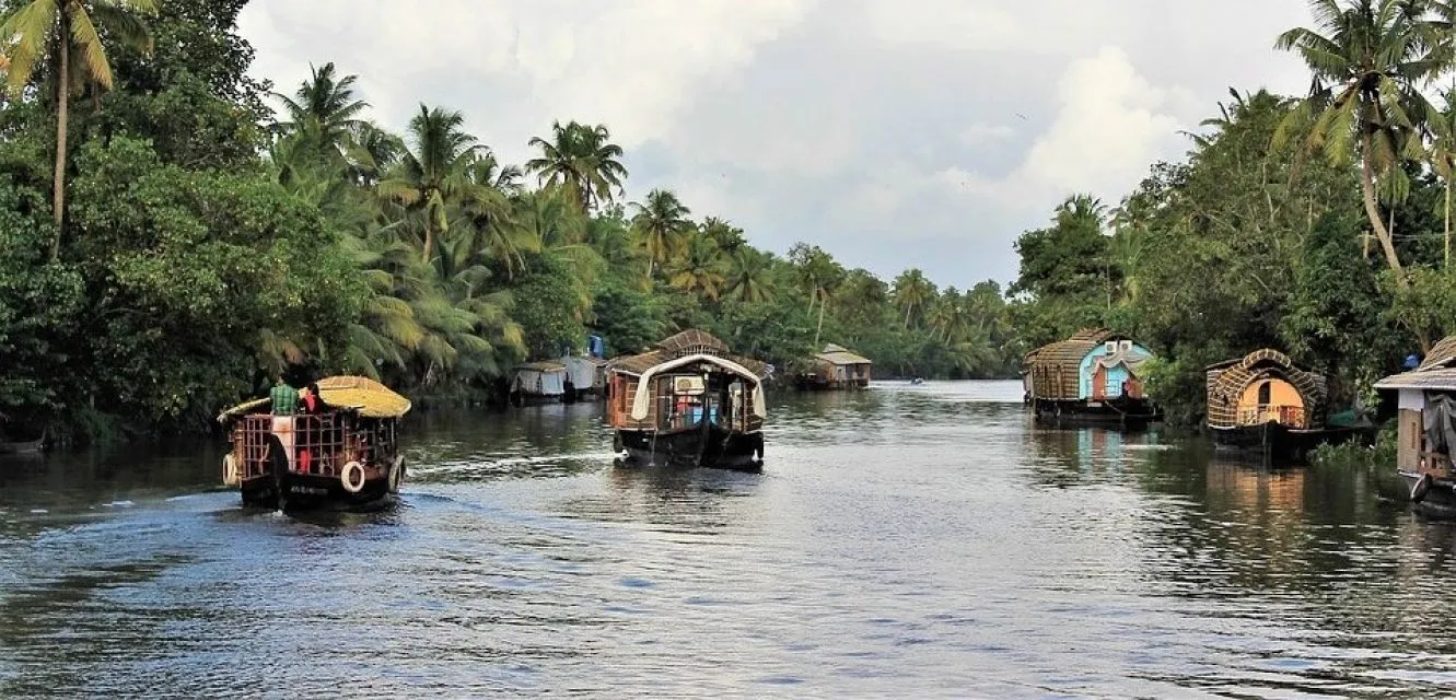 Sfeerafbeelding 8 india dimsum kerala alleppey  kopie  kopie