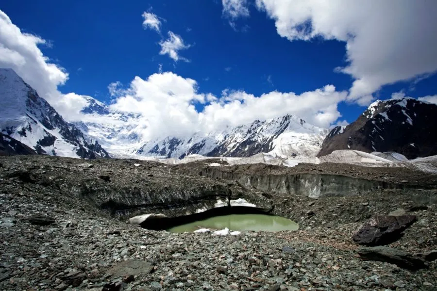 Sfeerafbeelding kirgizi tien shan gebergte karkara base camp dimsum reizen medium