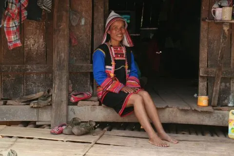 Sfeerafbeelding jinuo ethnic people 2