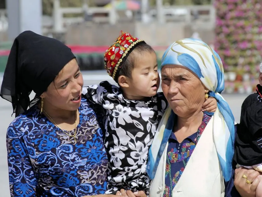 Sfeerafbeelding china kashgar familie dimsum rondreizen